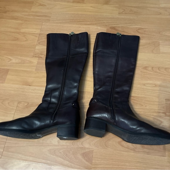 Etienne Aigner Boots Womens Size 8 Brown Tall Riding Zipper - Picture 4 of 13